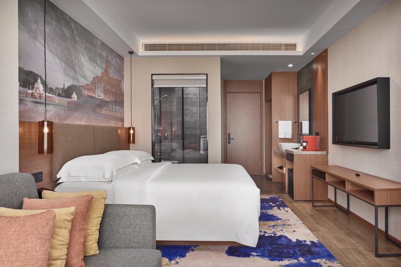 Aurea Central Hotel 프놈펜 외부 사진